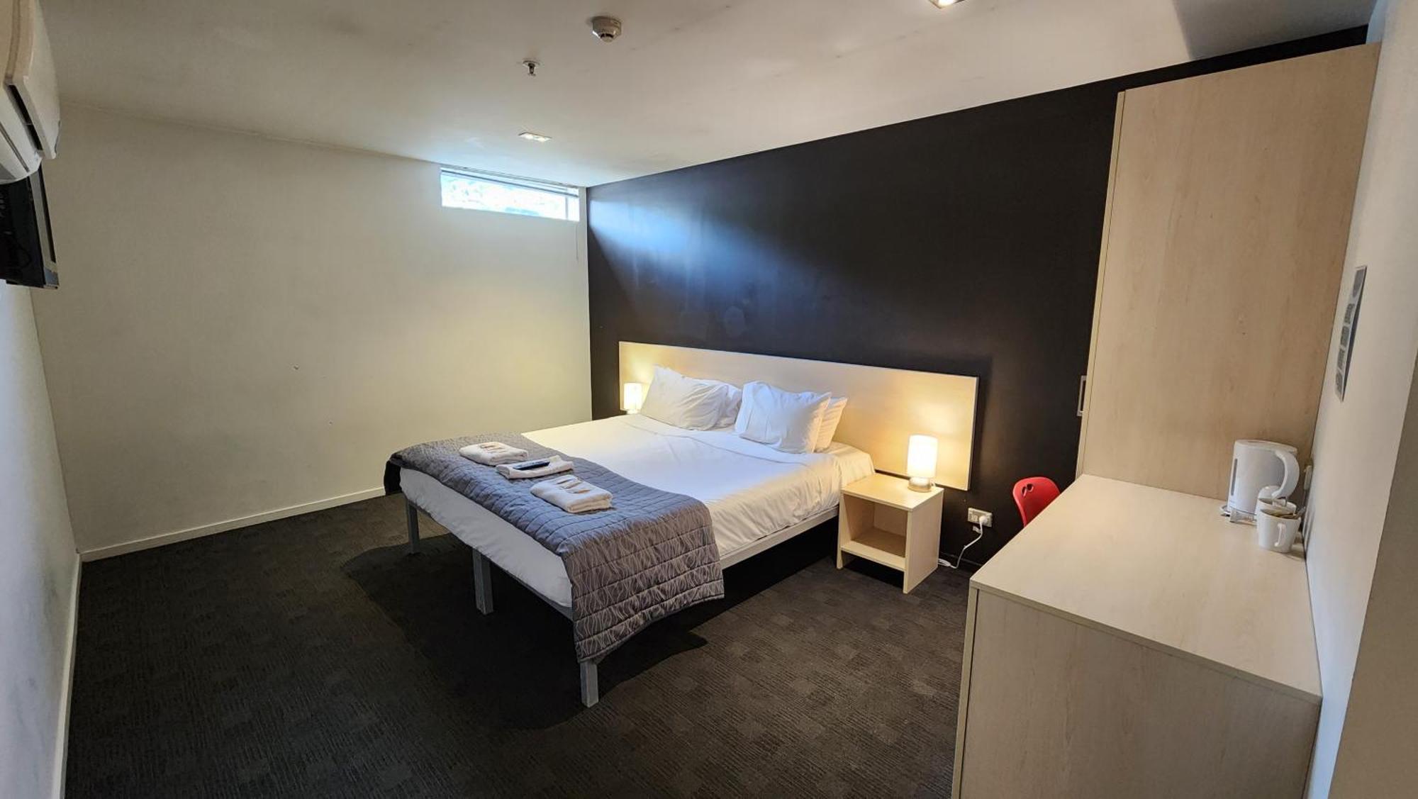 Nomads Queenstown Hostel Екстериор снимка